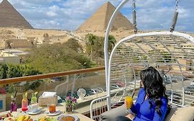 Tree Lounge Pyramids View Inn , Sphinx Giza